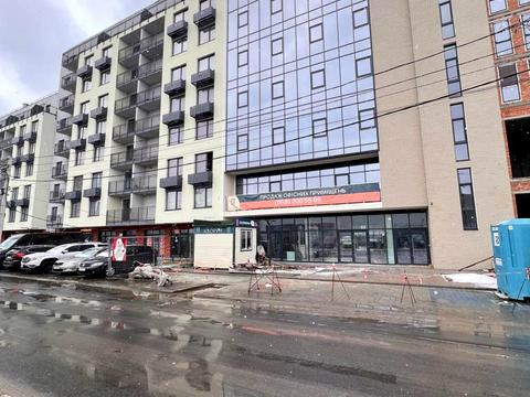 комерційна за адресою Щирецька вул., 30
