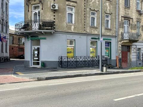 комерційна за адресою Богдана Хмельницького  вул., 171