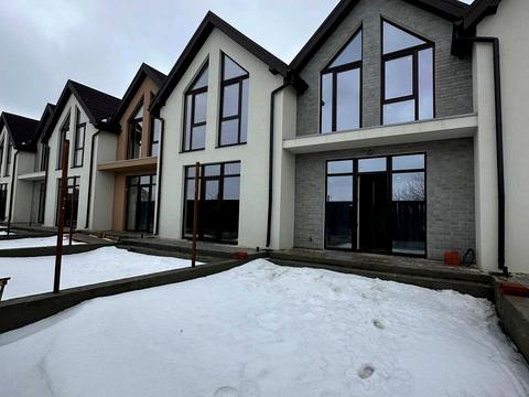 дом по адресу Лікарська