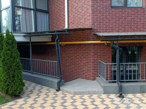 комерційна за адресою Прорізна вул., 13