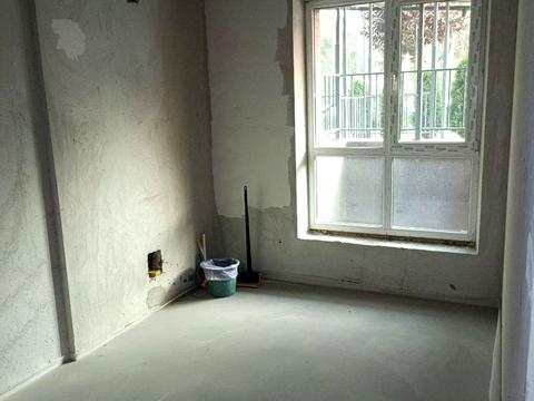 комерційна за адресою Прорізна вул., 13