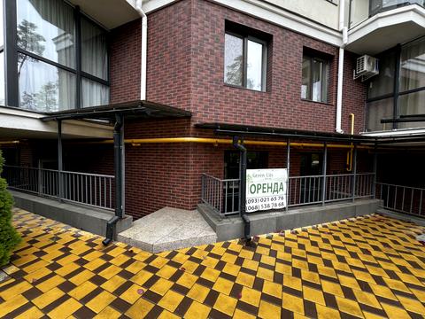 комерційна за адресою Прорізна вул., 13