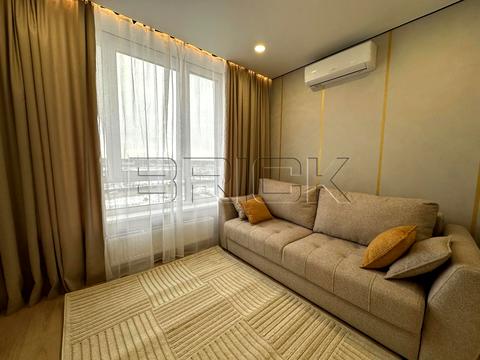 квартира за адресою Олександра Олеся вул., 27-А