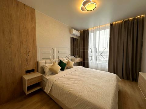 квартира за адресою Олександра Олеся вул., 27-А