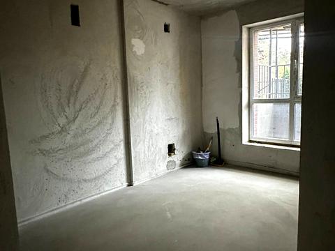 комерційна за адресою Прорізна, 13