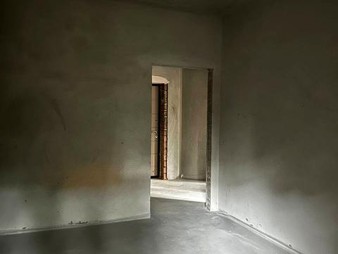 комерційна за адресою Прорізна, 13