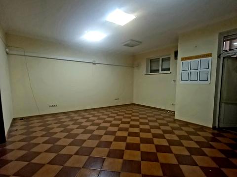 коммерческая по адресу Леси Украинки ул., 11