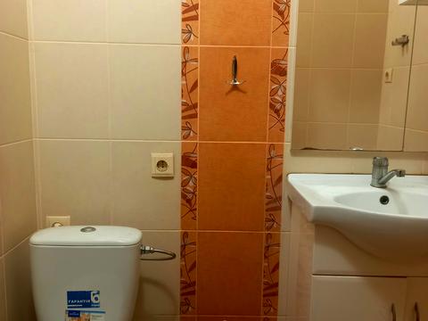 коммерческая по адресу Леси Украинки ул., 11