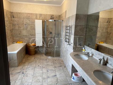 будинок за адресою Райдужна вул., 33