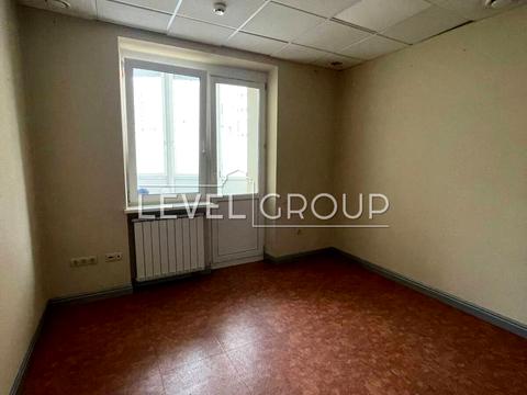 комерційна за адресою Київ, Володимира Івасюка просп. (Героїв Сталінграду), 6