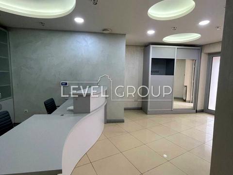 комерційна за адресою Київ, Володимира Івасюка просп. (Героїв Сталінграду), 6