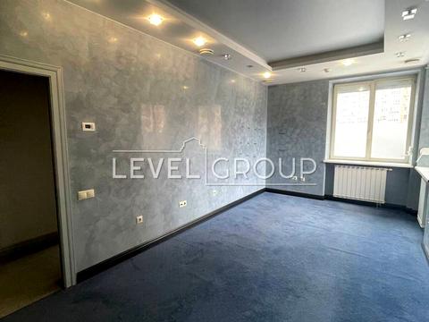 комерційна за адресою Київ, Володимира Івасюка просп. (Героїв Сталінграду), 6