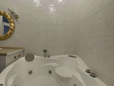 квартира за адресою Велика Васильківська вул. (Червоноармійська), 58