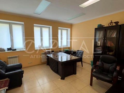 комерційна за адресою Симиренка вул., 2/19