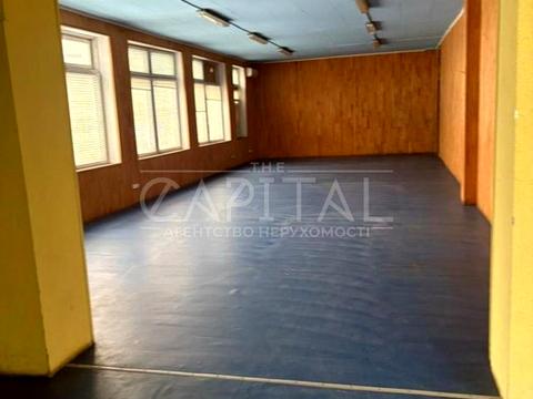 комерційна за адресою Симиренка вул., 2/19