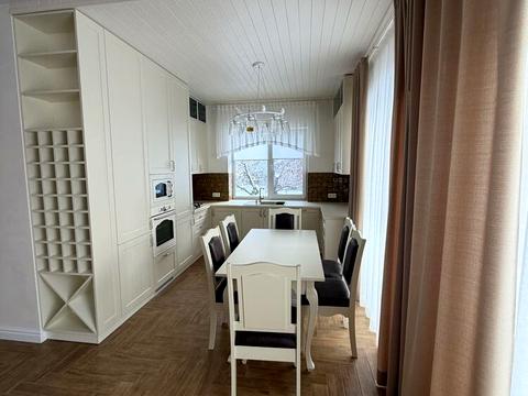 будинок за адресою Народна