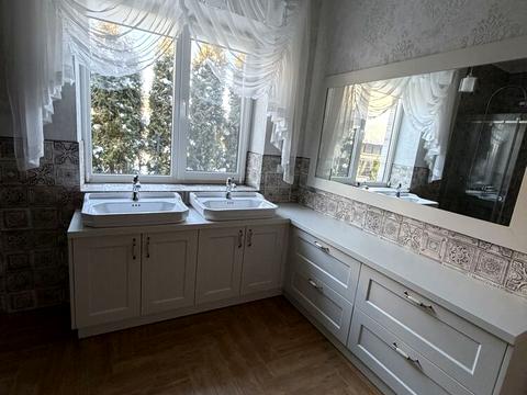 будинок за адресою Народна