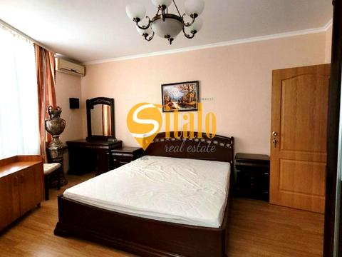 квартира по адресу Олены Пчилки ул., 2