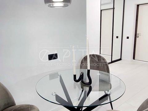 квартира за адресою Золотоустівська вул., 25