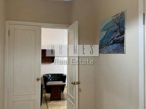 коммерческая по адресу Крещатик ул. (Kreschatic), 25