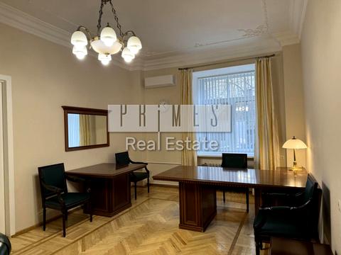 коммерческая по адресу Крещатик ул. (Kreschatic), 25