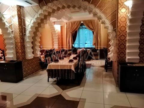 коммерческая по адресу Антоновича ул. (Горького), 88