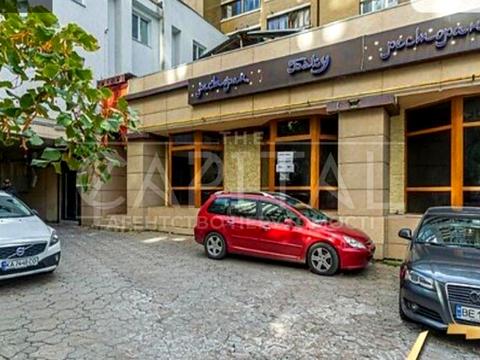 коммерческая по адресу Антоновича ул. (Горького), 88