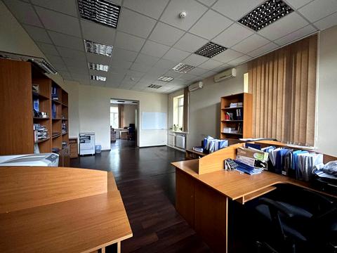 коммерческая по адресу с. Требухов, Броварська ул., 1а