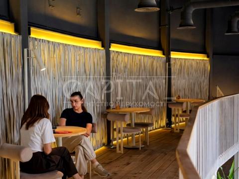 комерційна за адресою Кільцева дорога вул., 1