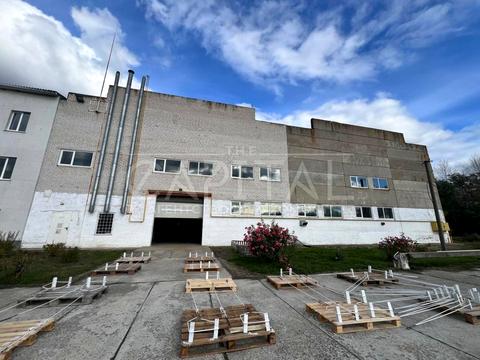 комерційна за адресою вул. Пролетарська, 1