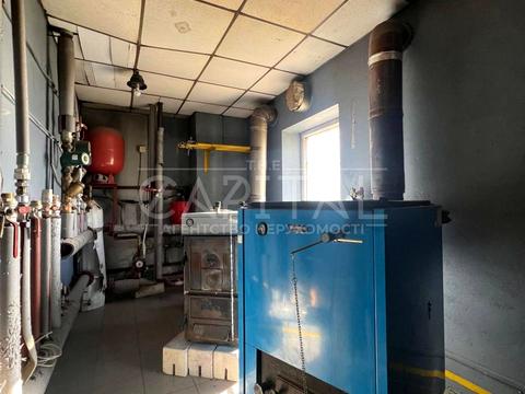 комерційна за адресою вул. Пролетарська, 1