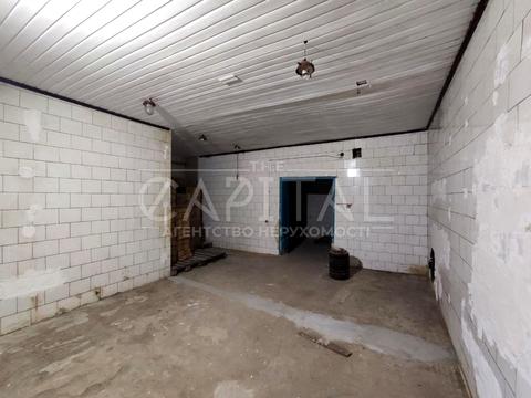 комерційна за адресою с. Рогозів, вул. Центральна, 1