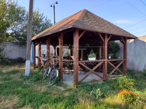 комерційна за адресою с. Рогозів, вул. Центральна, 1