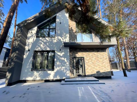 дом по адресу Апрельская ул.