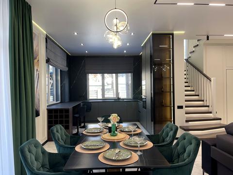 дом по адресу Апрельская ул.