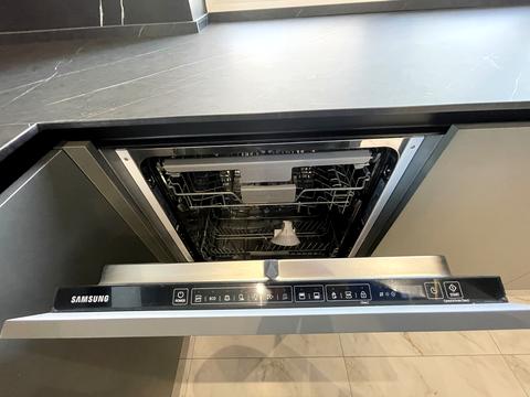 дом по адресу Апрельская ул.