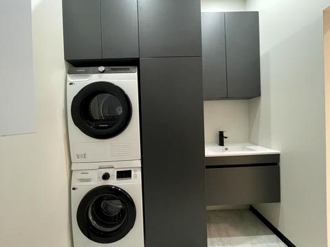 дом по адресу Апрельская ул.