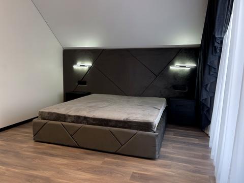 дом по адресу Апрельская ул.