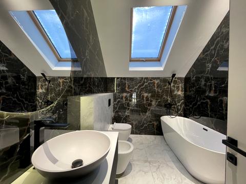 дом по адресу Апрельская ул.