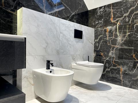 дом по адресу Апрельская ул.