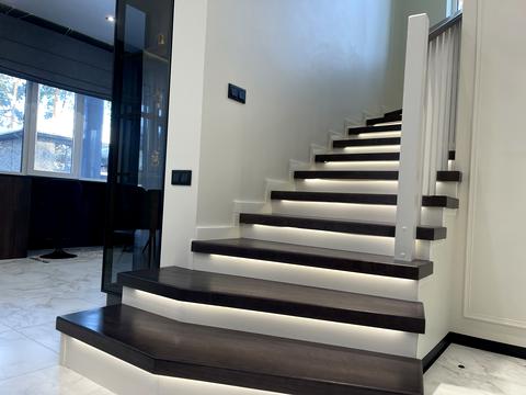 дом по адресу Апрельская ул.