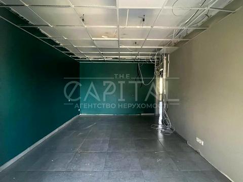 комерційна за адресою Київ, Ревуцького вул., 35