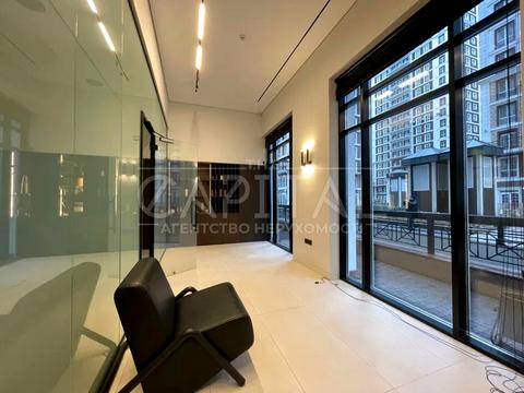 коммерческая по адресу вул. Максимовича Михайла, 24