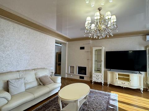 квартира за адресою Антона Кущинського вул. (Степана Дьолога), 4-Б