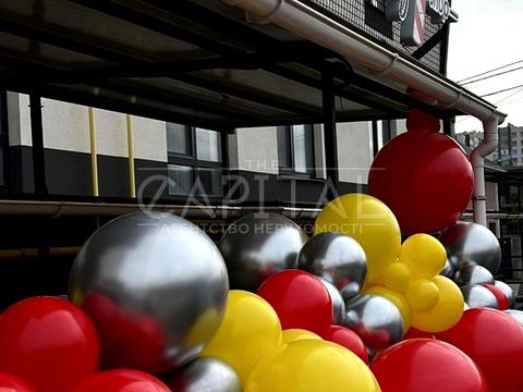 комерційна за адресою вул. Бурштинова, 30