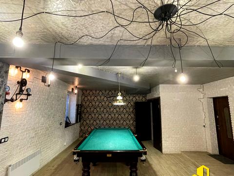 комерційна за адресою Західна вул., 10