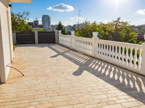 дом по адресу Монтажников ул., 5