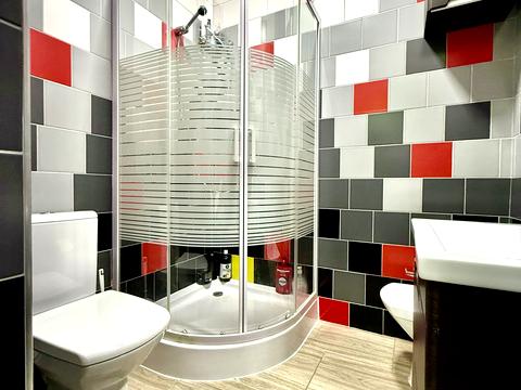 квартира по адресу Олександра Довженка ул., 2б