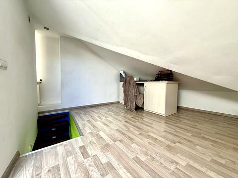 квартира по адресу Олександра Довженка ул., 2б