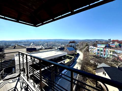 квартира по адресу Олександра Довженка ул., 2б